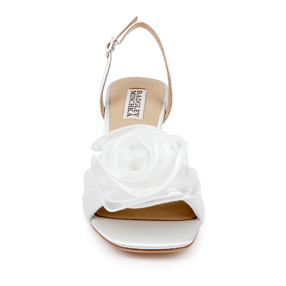 Badgley Mischka Dora White Slingback Sandals NIB Size 7.5 Bridal - Picture 4 of 8